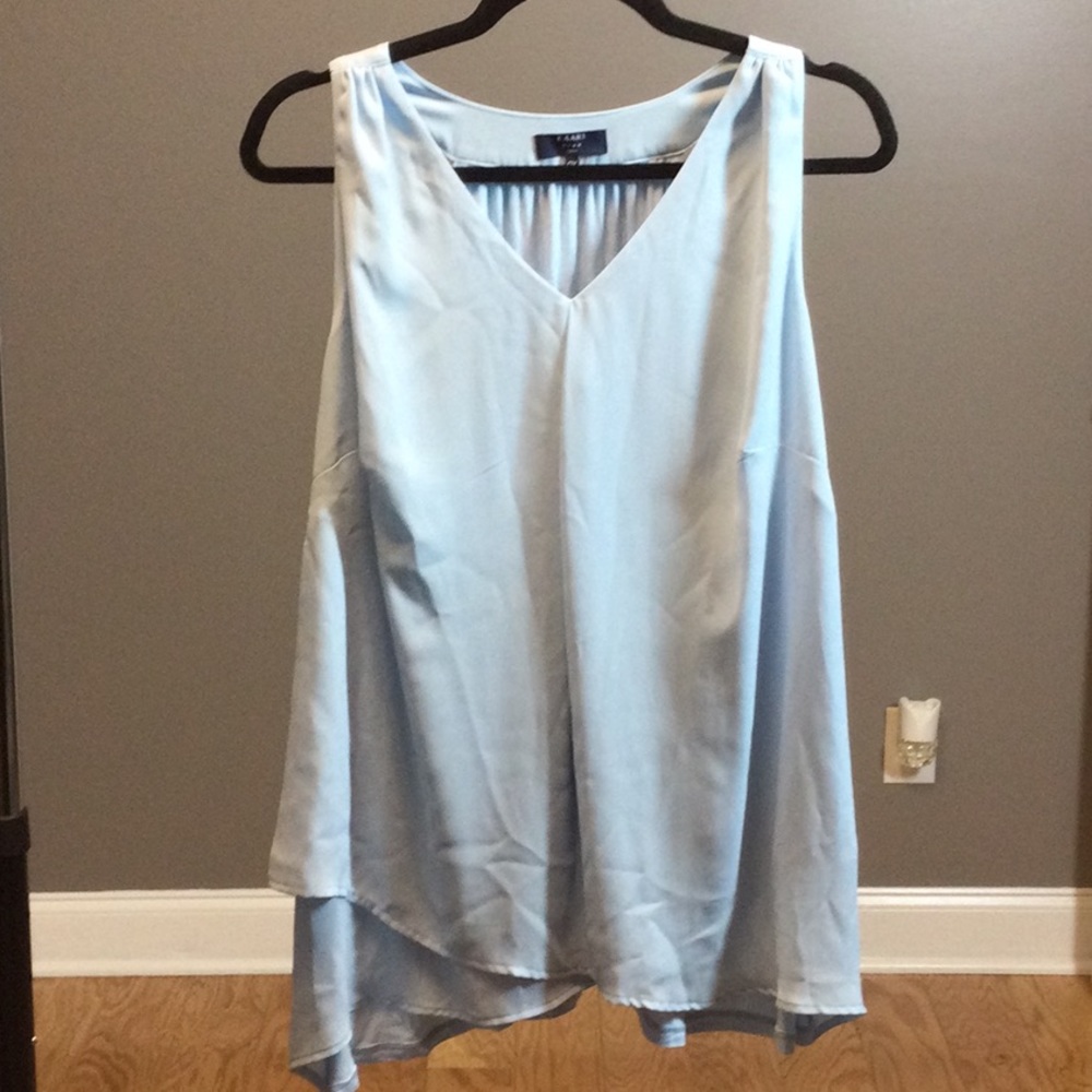 0X Kaari Blue curvy baby blue layer top